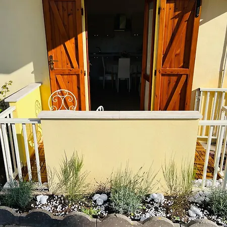 Domode Holiday home